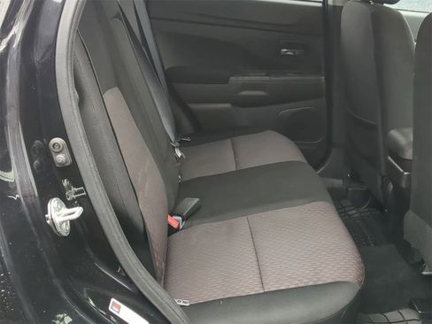 Used 2018 Mitsubishi Outlander Sport LE image 28