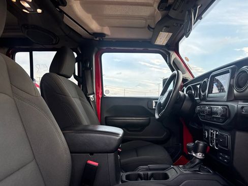 Used 2023 Jeep Wrangler Unlimited Sport AWD/4WD image 25