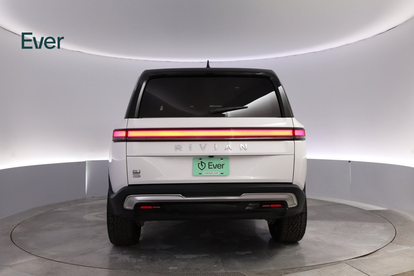 Used 2026 Rivian R1S Adventure Tri AWD/4WD image 15