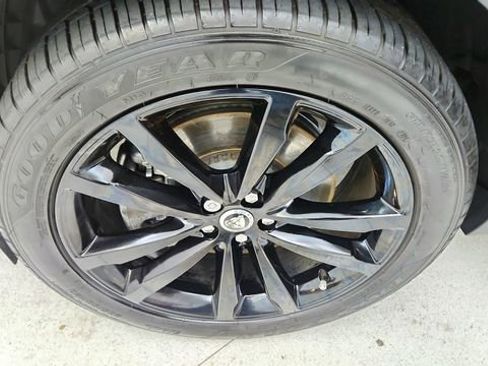 Used 2024 Jaguar E-PACE R-Dynamic SE image 58