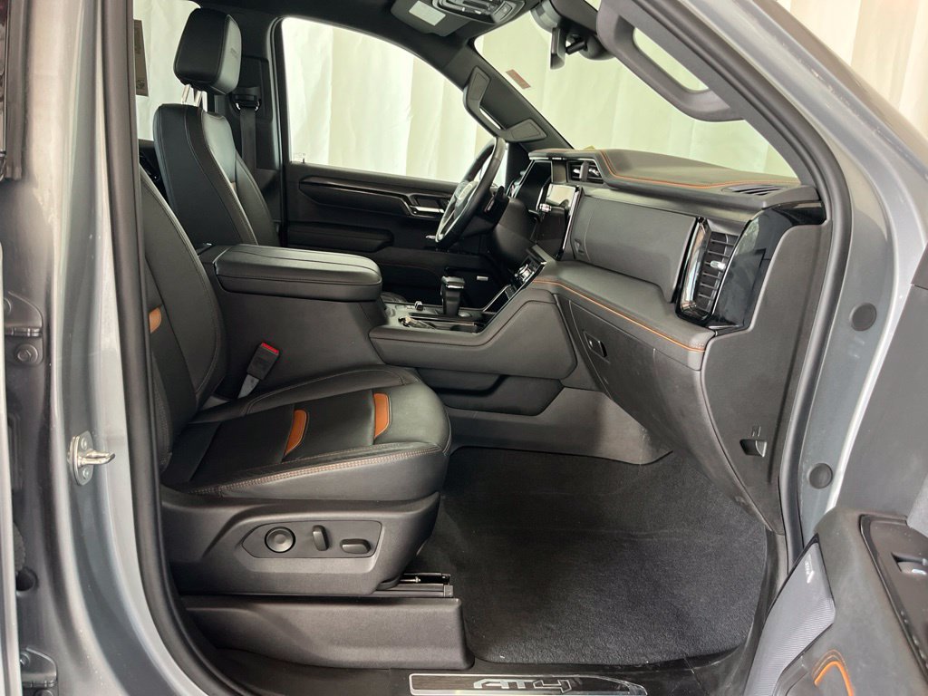 Used 2024 GMC Sierra 1500 AT4 w/ AT4 Premium Package AWD/4WD image 19