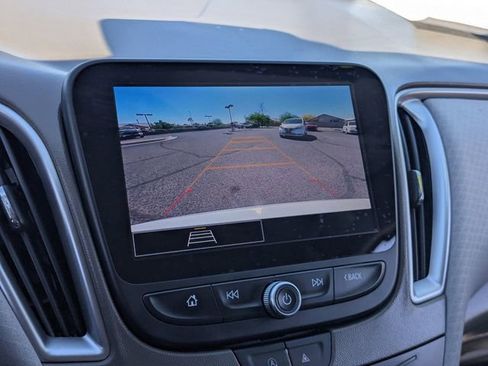 Used 2025 Chevrolet Malibu LT FWD image 27