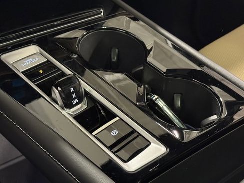 New 2026 Volkswagen Atlas Cross Sport SE image 25