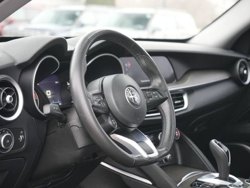 Used 2020 Alfa Romeo Stelvio Ti w/ Active Blind Spot Package image 25