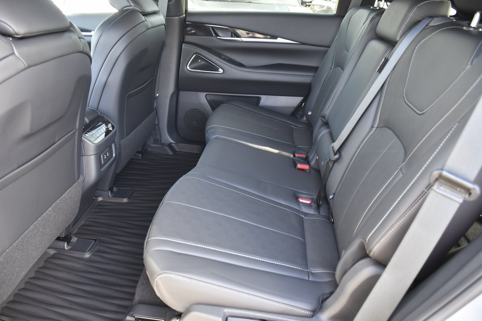 New 2027 INFINITI QX65 Sport w/ Cargo Package AWD/4WD image 26