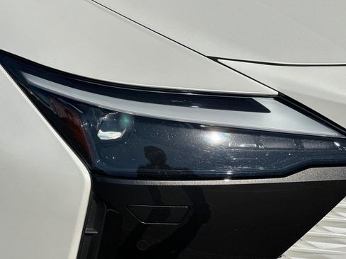 Used 2023 Lexus RZ 450e Premium w/ Technology Package image 12