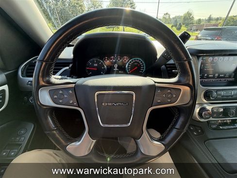 Used 2019 GMC Yukon Denali w/ Denali Ultimate Package AWD/4WD image 8
