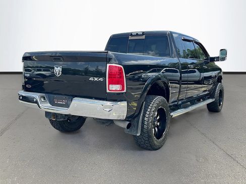 Used 2017 RAM 2500 Laramie AWD/4WD image 7
