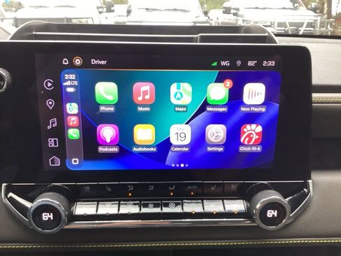 Used 2024 Chevrolet Colorado ZR2 w/ ZR2 Convenience Package III image 48