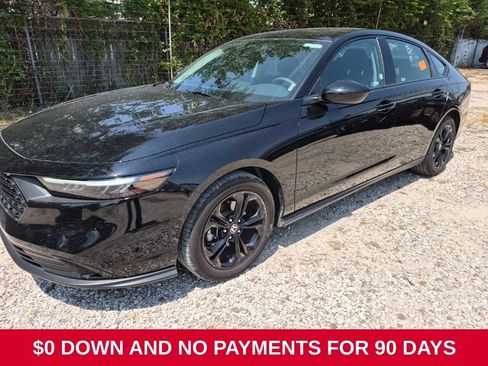 Used 2025 Honda Accord SE image 1