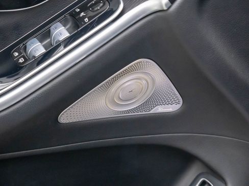 Used 2022 Mercedes-Benz S 500 4MATIC image 16