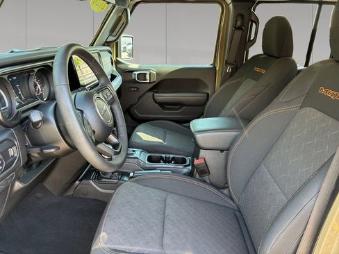 Used 2026 Jeep Gladiator Mojave AWD/4WD image 10