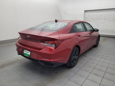 Used 2023 Hyundai Elantra SEL FWD image 9