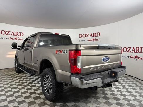 Used 2018 Ford F250 Lariat w/ Lariat Ultimate Package AWD/4WD image 6