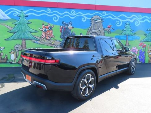 Used 2023 Rivian R1T Adventure AWD/4WD image 5
