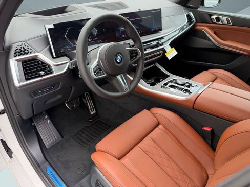 New 2026 BMW X5 xDrive40i w/ M Sport Package AWD/4WD image 4