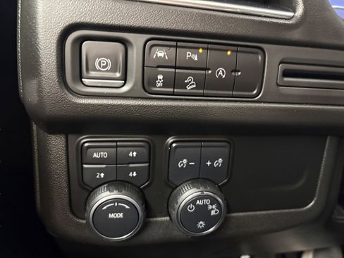 Used 2023 Chevrolet Tahoe Premier image 20