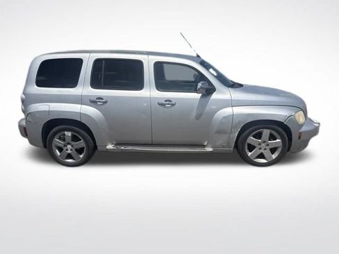 Used 2009 Chevrolet HHR LT w/ LT Preferred Equipment Group FWD image 4