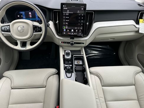 New 2026 Volvo XC60 T8 Ultra w/ Climate Package AWD/4WD image 10