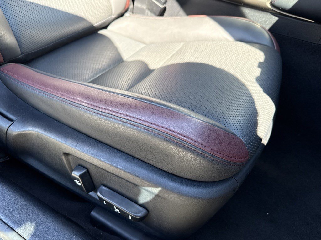 Used 2017 Lexus IS 200t RWD image 73