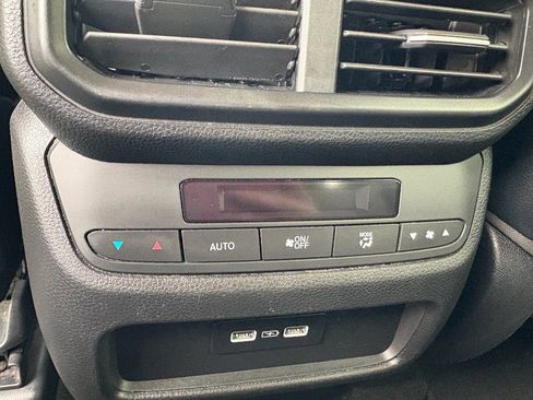 Certified 2023 Honda Pilot EX-L image 25