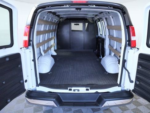 Used 2025 Chevrolet Express 2500 w/ Driver Convenience Package RWD image 9