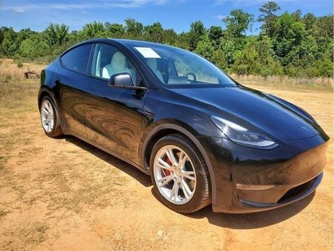 Used 2021 Tesla Model Y Performance AWD/4WD image 11