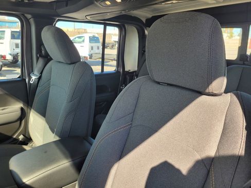 New 2026 Jeep Gladiator Sport image 12