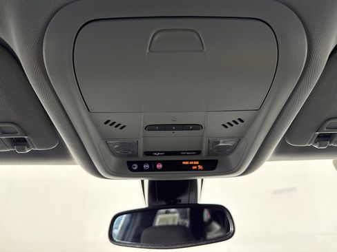 Used 2022 Chevrolet Blazer LT image 26