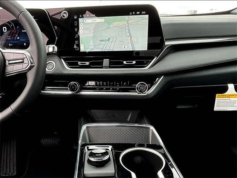 New 2026 Chevrolet Equinox LT w/ Midnight Edition image 10