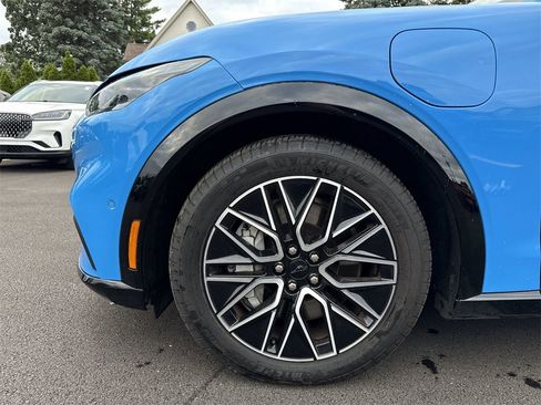 Used 2024 Ford Mustang Mach-E Premium image 17