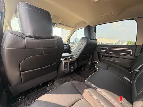 Used 2021 RAM 4500 Laramie AWD/4WD image 25