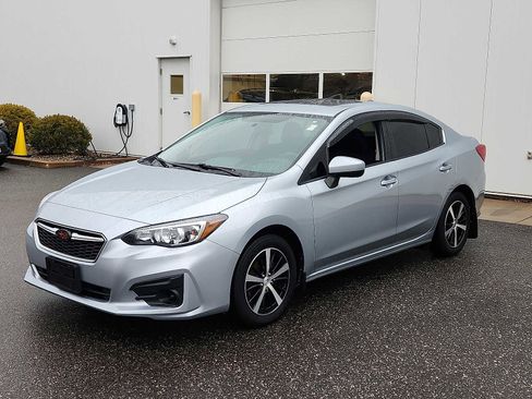 Used 2019 Subaru Impreza 2.0i Premium image 3