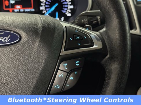 Used 2018 Ford Edge SEL image 7