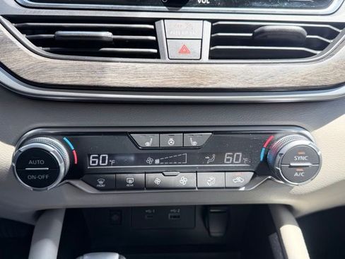 Certified 2023 Nissan Altima 2.5 SL FWD image 14