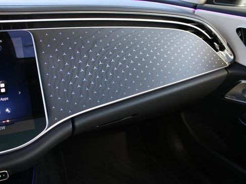 New 2026 Mercedes-Benz E 350 4MATIC Sedan image 30