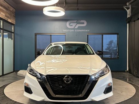 Used 2022 Nissan Altima 2.5 SR AWD/4WD image 8