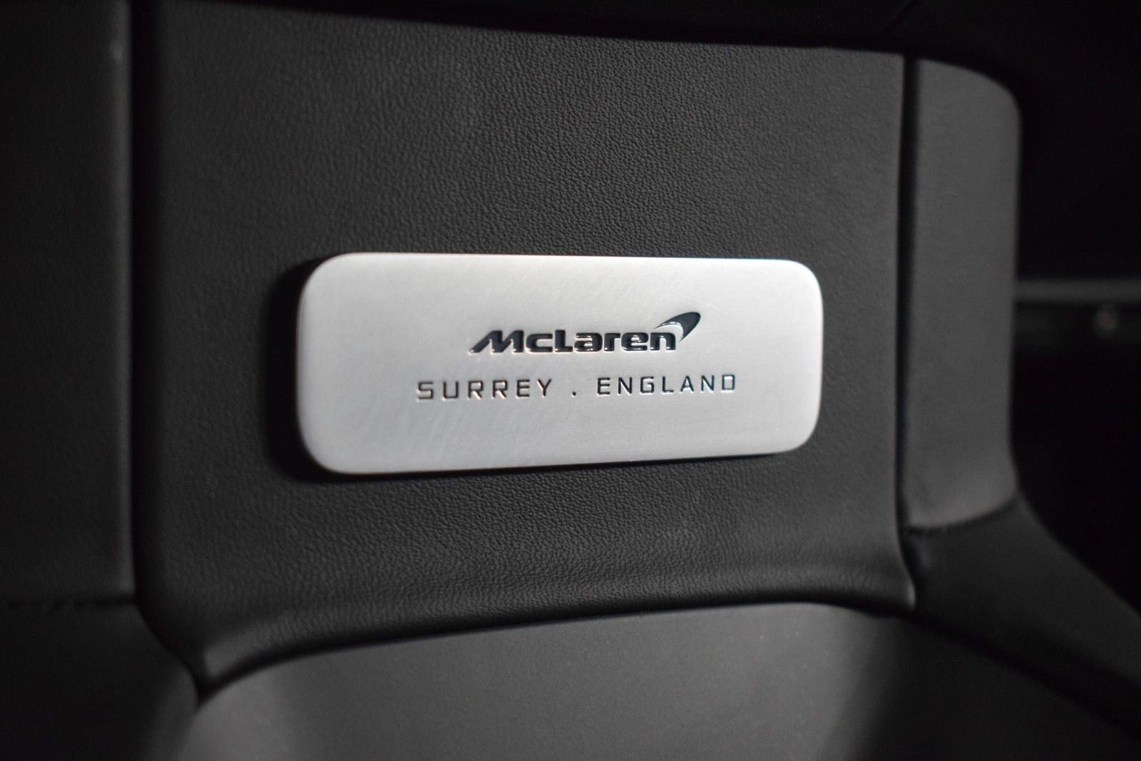 Used 2024 McLaren Artura RWD image 28