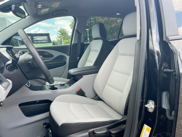 Used 2024 GMC Terrain SLE w/ Fleet Convenience Package FWD image 22