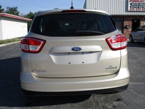Used 2017 Ford C-MAX SE image 4