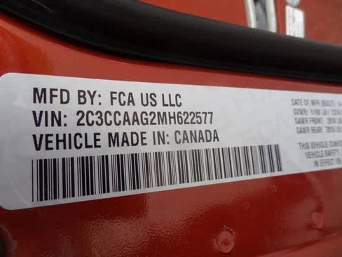 Used 2021 Chrysler 300 Touring RWD image 34