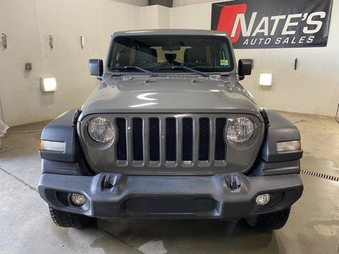 Used 2018 Jeep Wrangler Unlimited Sport AWD/4WD image 2