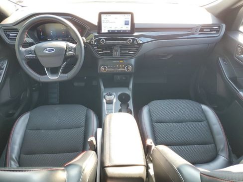 Used 2025 Ford Escape ST-Line Select AWD/4WD image 27