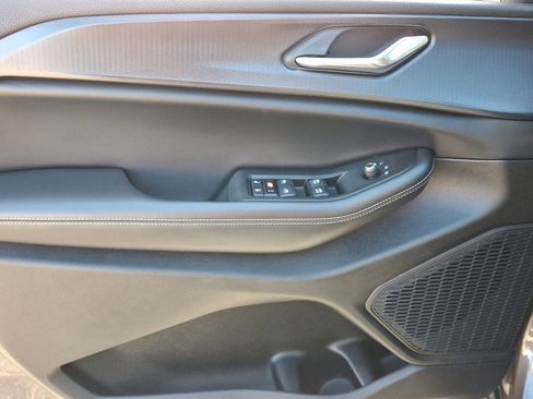 Used 2024 Jeep Grand Cherokee L Laredo w/ Luxury Tech Group I image 23