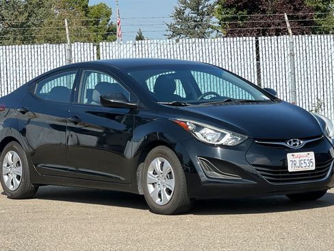 Used 2016 Hyundai Elantra SE FWD image 7