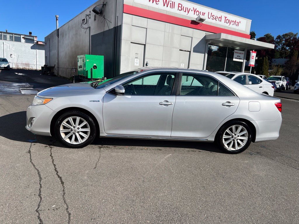 Used 2012 Toyota Camry XLE w/ Leather Pkg FWD image 7