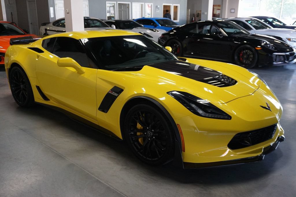 Used 2017 Chevrolet Corvette Z06 RWD image 4