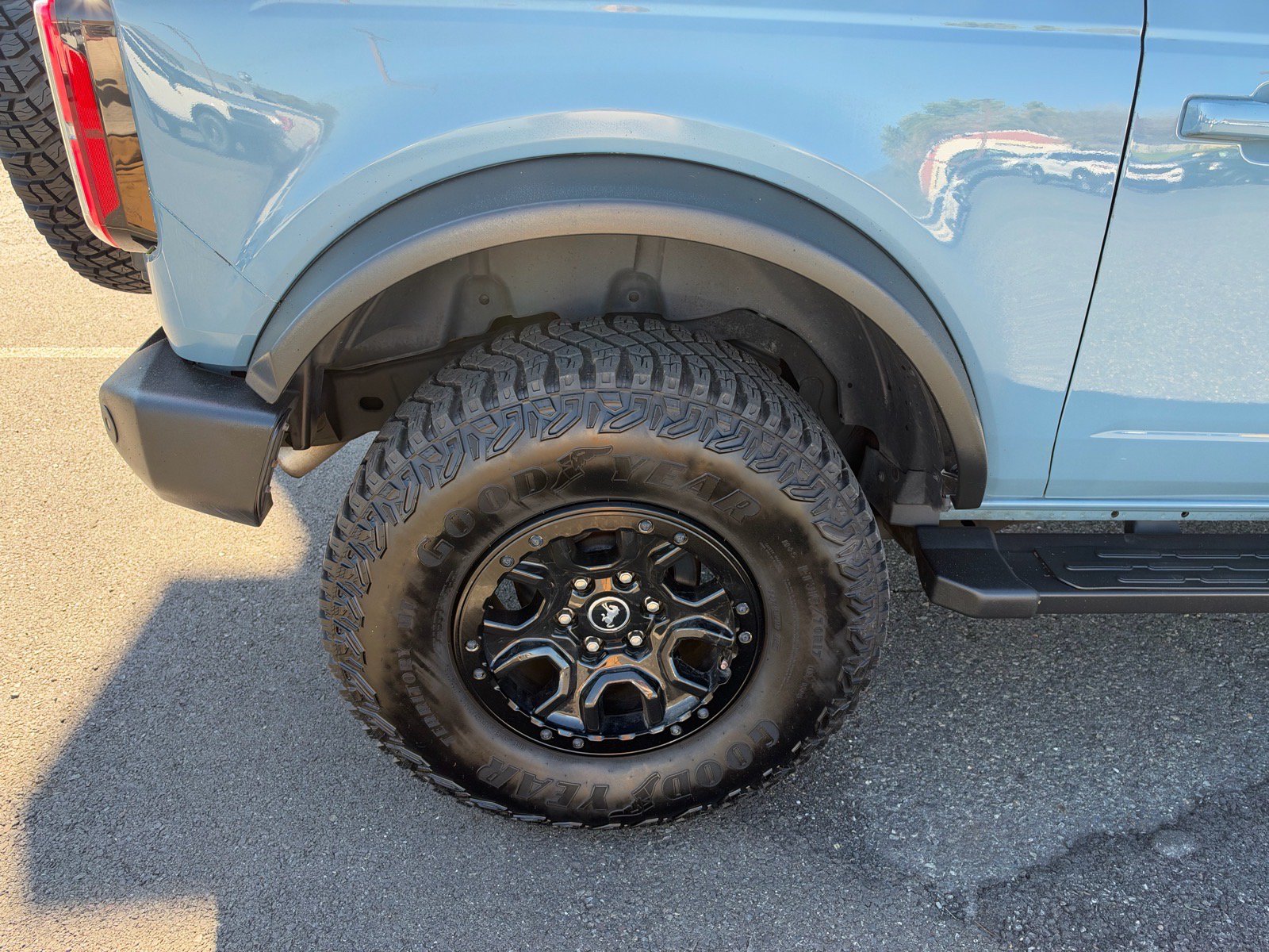 Used 2023 Ford Bronco Outer Banks w/ Sasquatch Package AWD/4WD image 9