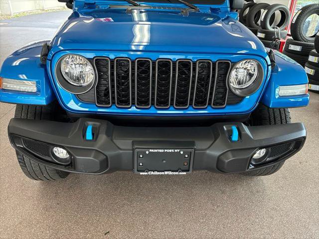 Certified 2024 Jeep Wrangler Unlimited w/ Convenience Group AWD/4WD image 7