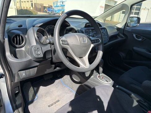 Used 2013 Honda Fit Sport image 8